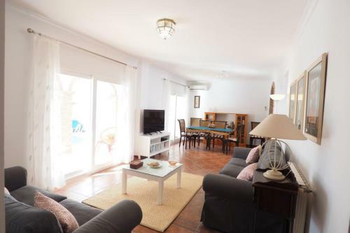 Nerja Paradise Rentals - Villa Jazmines