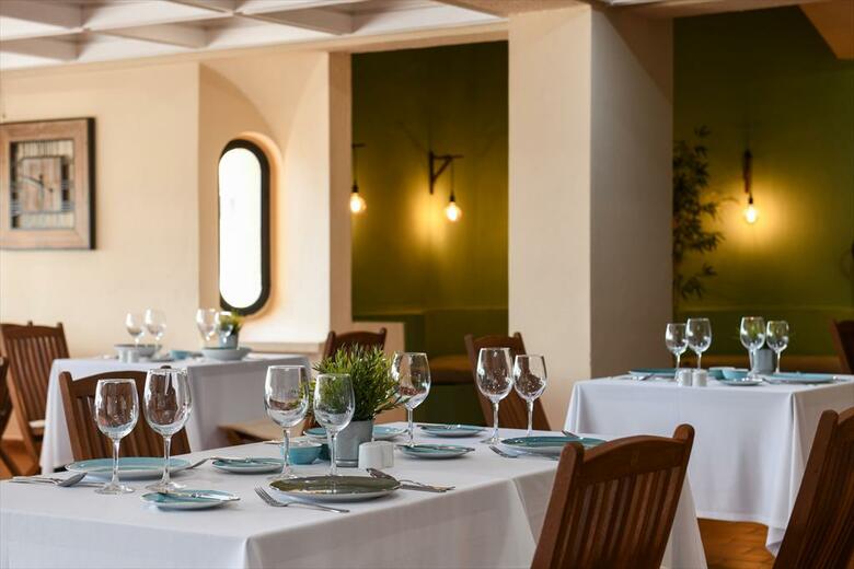 Hotel Pedras Da Rainha