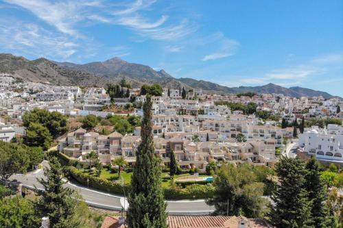 Nerja Paradise Rentals - Villa Jade