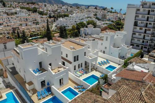 Nerja Paradise Rentals - Villa Perla