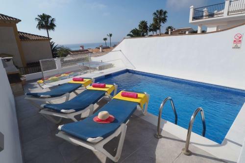 Nerja Paradise Rentals - Villa Azalea