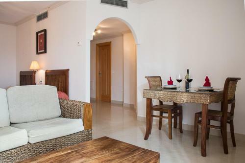 Apartamentos Plaza Cavana 5