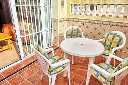 Cozy Apartament Whit Patio Torrecilla Beach