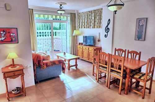 Cozy Apartament Whit Patio Torrecilla Beach