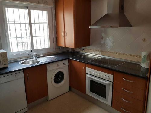 Modern 2 Bedroom Holiday Home