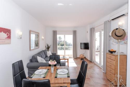 Apartamento Capistrano Playa, Nerja - R9960