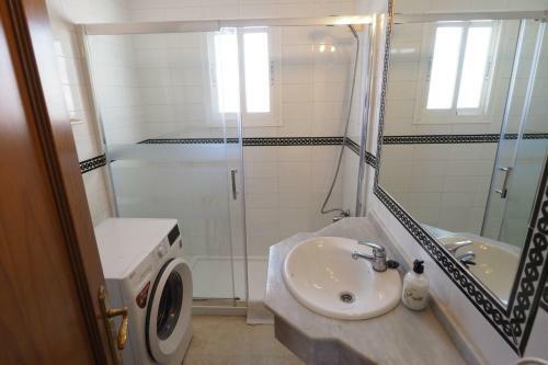 Nerja Paradise Rentals - Villa Las Dalias