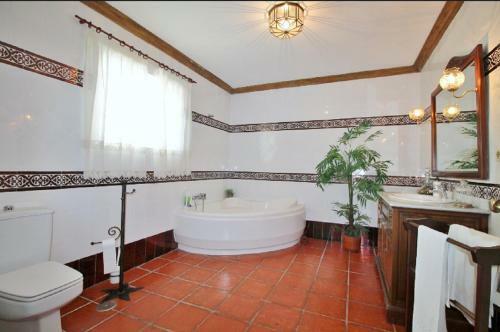 Villa Ex�tica Jorge Nerja