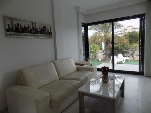 Villa With Pool La Zenia