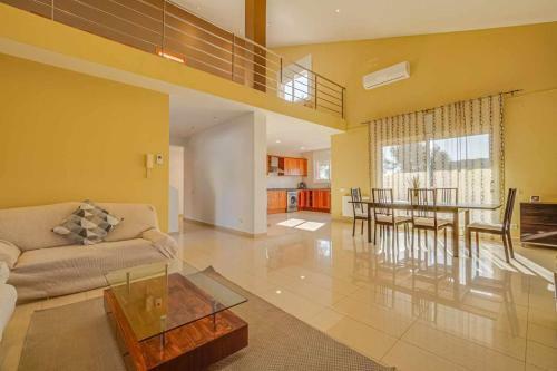 Chalet En Olivella Para 8 Hu�spedes 2 Extra Cerca de Sitges