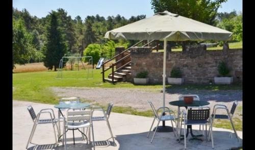 Olost Villa Sleeps 8 With Pool