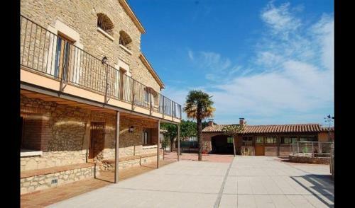 Vilamari Villa Sleeps 21 With Pool