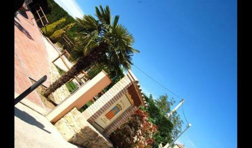 Vilamari Villa Sleeps 21 With Pool