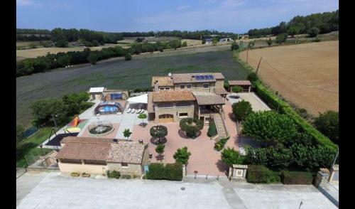 Vilamari Villa Sleeps 21 With Pool