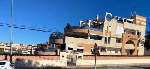 Villamartin Poolside 2 Bed Apartment
