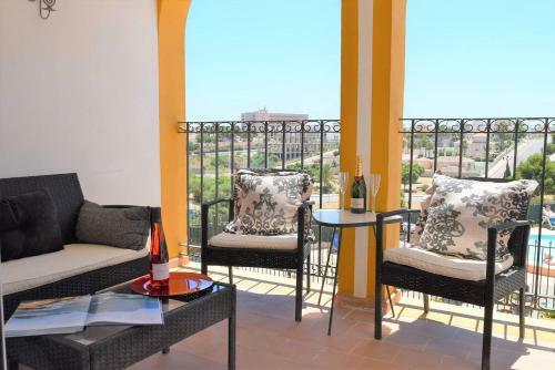 Molino Blanco Apartment 8 - Pool Facing