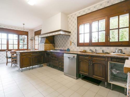 Plush Villa In Orrius With Private Swimming Pool