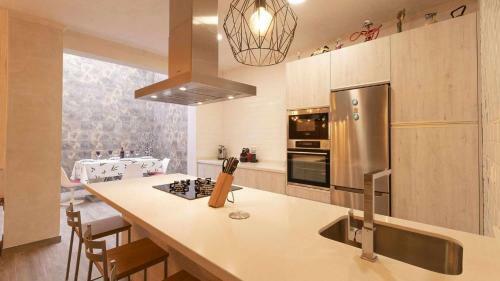 Moderna Casa En El Centro de Osuna
