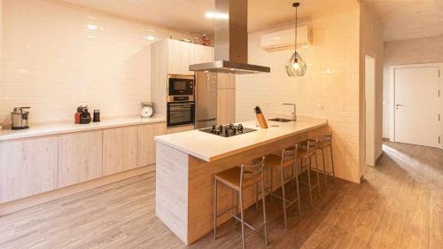 Moderna Casa En El Centro de Osuna