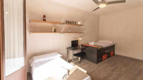 Moderna Casa En El Centro de Osuna