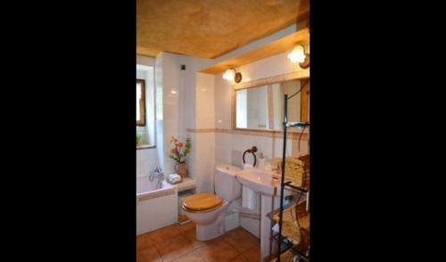 Osor Villa Sleeps 20 With Pool