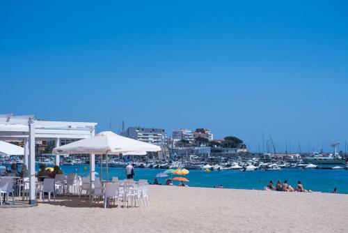 Hauzify I Apartament Palamos