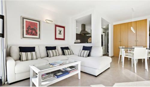 Apartment - 2 Bedrooms With Sea Views Young People Group Not Allowed - 04279