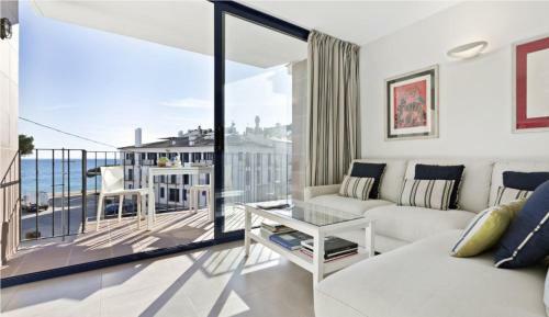 Apartment - 2 Bedrooms With Sea Views Young People Group Not Allowed - 04279