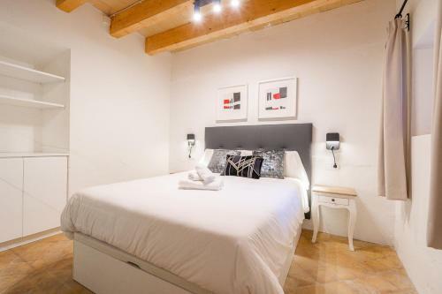 Vintage Palma Palace Apartments Ti