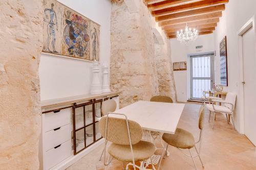 Vintage Palma Palace Apartments Ti