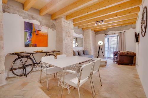 Vintage Palma Palace Apartments Ti