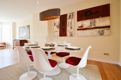 Impressive Apartment In The Best Location, In Paseo Mallorca