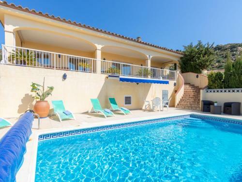 Holiday Home Manjua 210