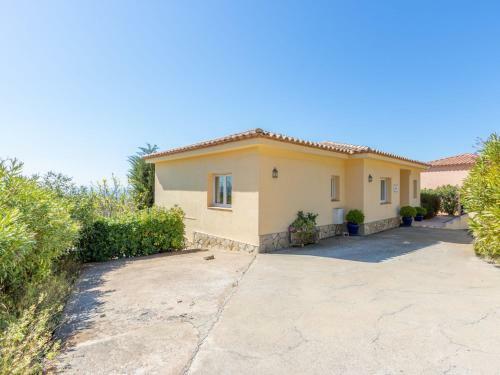 Holiday Home Manjua 210