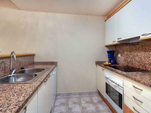 Apartment Green Mar C303