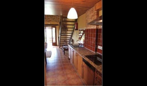Pals Villa Sleeps 3 With Pool And Air Con