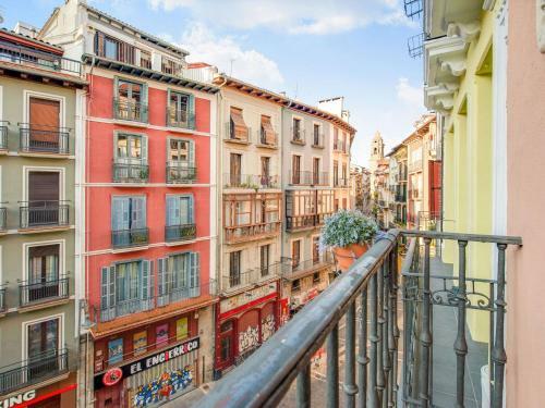 Lovely Holiday Home In Pamplona With Balcony