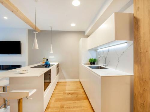 Lovely Holiday Home In Pamplona With Balcony