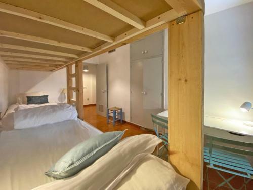 Fridaysflats, Spacious Apartment Pals Beach And Golf