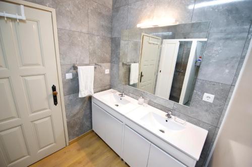 Oporto Sky Hostel