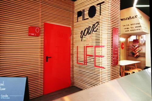 Pilot Design Hostel & Bar