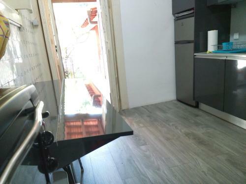 Hostal Jualis Guest House