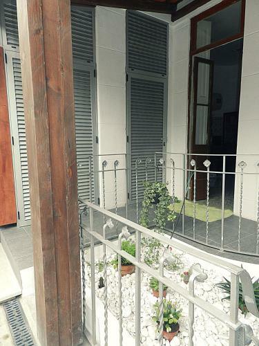 Hostal Jualis Guest House