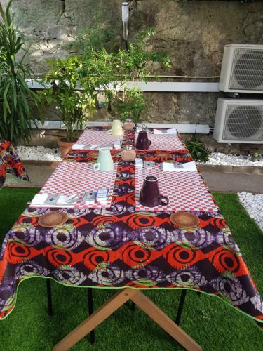 Hostal Jualis Guest House