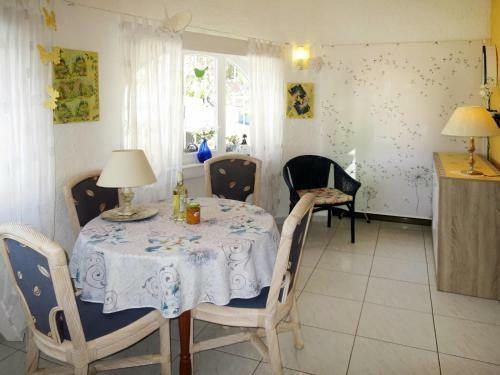 Holiday Home Meise - Jav611