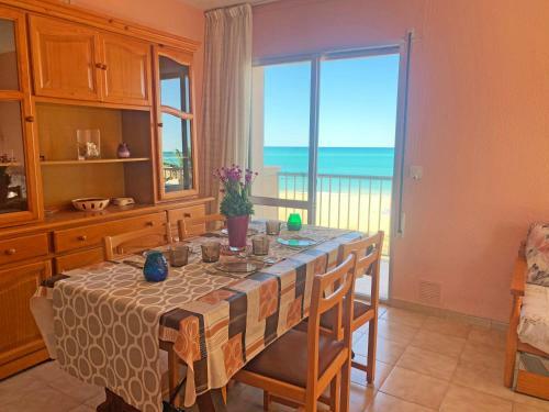 Apartamento Papa Luna Primera L�nea 3000