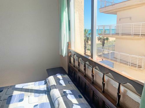 Apartamento Papa Luna Primera L�nea 3000