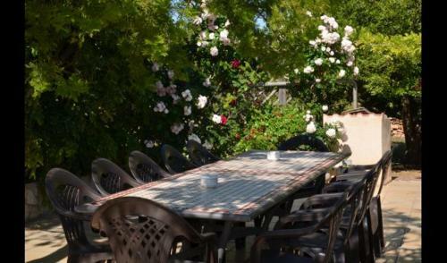El Perello Villa Sleeps 12 With Pool