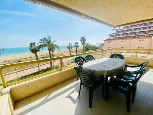 Apartamento Mediterraneo A 1a Linea de Playa