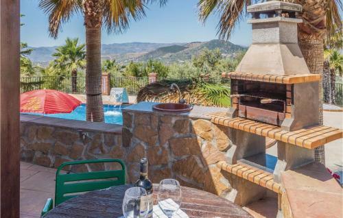 Three-bedroom Holiday Home In Periana